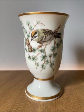 Vintage Franklin de Paris Oiseaux Chanteurs de l'Europe Porcelain Goblet Vase